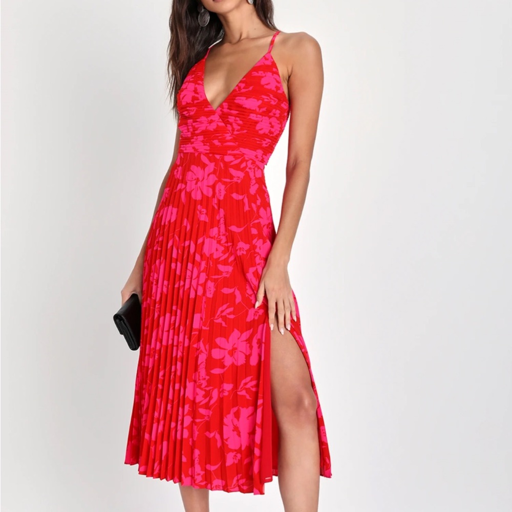 NWT Lulus Vibrant Moment Red and Pink Floral Pleated Lace-Up Midi Dress